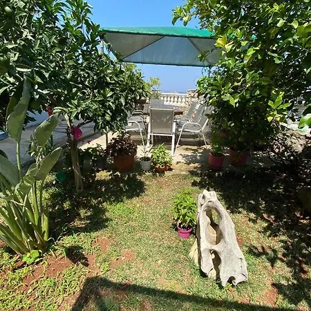 Guest house Mare Mateo Ksamil